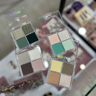 پالت سایه چهار رنگ میس لارا