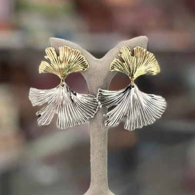 گوشواره طرح برگ